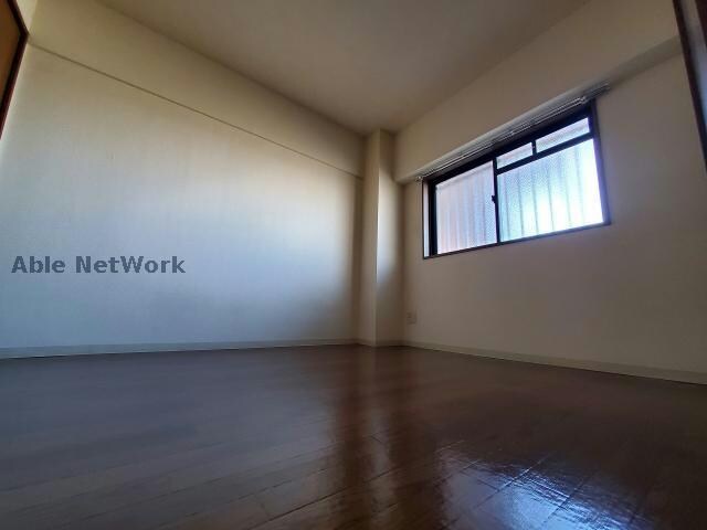 物件内観写真11　(北側洋室)