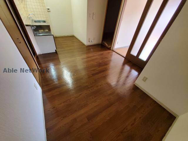 物件内観写真21　(広々リビング)