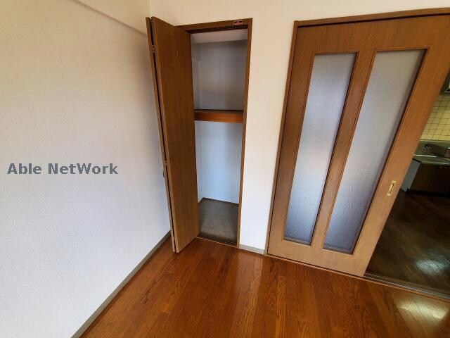 物件内観写真26　(収納スペース)