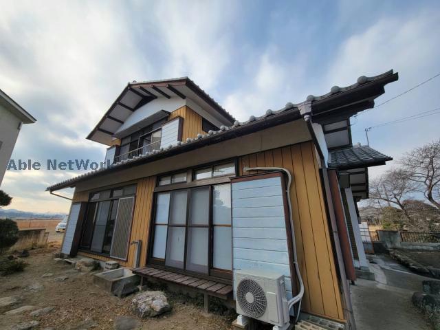 吉井町本郷貸家