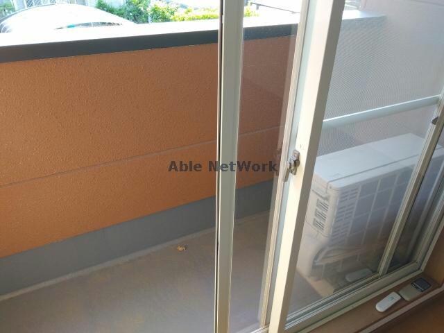 物件内観写真15　(洗濯物も十分干せます)