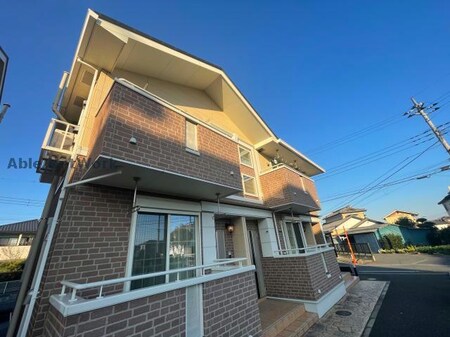 ハッピーワンＥ（藤岡市下栗須）外観写真