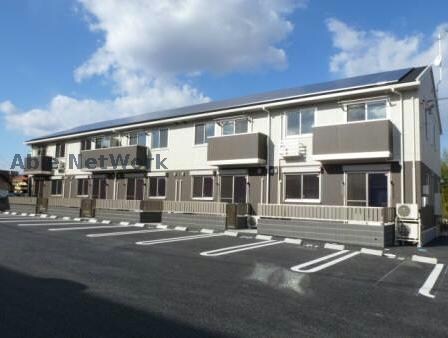 物件外観写真1　(陽当り良好！)