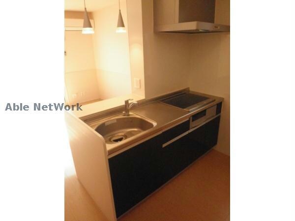 物件内観写真6　(カウンター式システムキッチン)