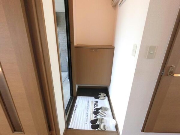 玄関回り