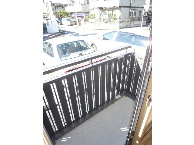 物件内観写真10　(洗濯物も十分干せます)