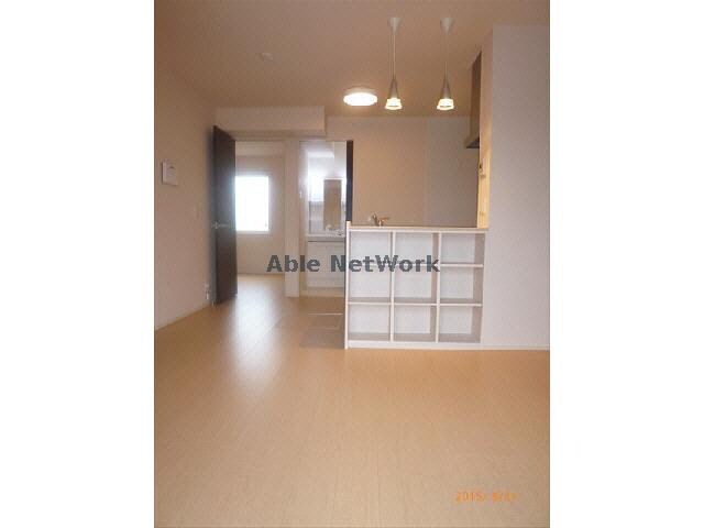 物件内観写真7　(リビング)