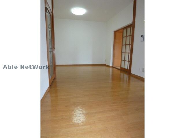 物件内観写真10　(リビング)