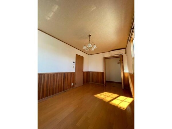 居室(陽当たり良好！)