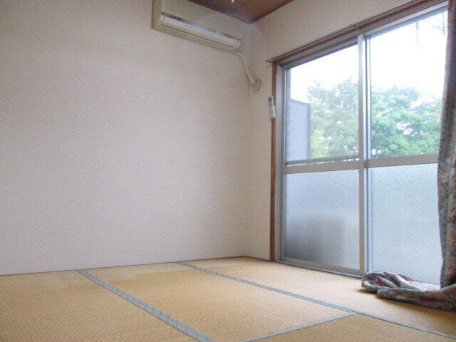 物件内観写真6　(和室4.5)