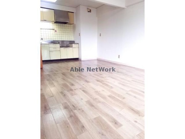 リビングダイニング