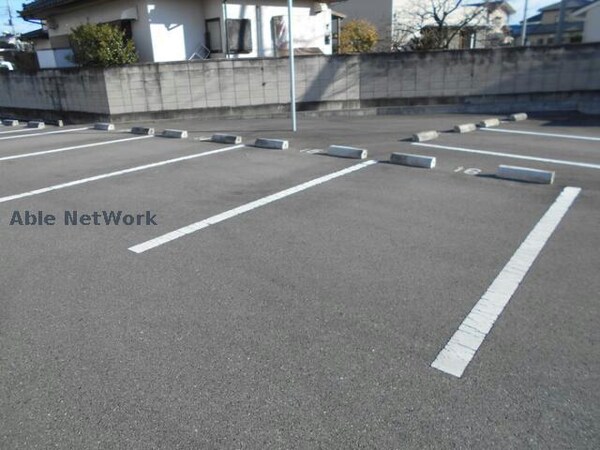 駐車場(敷地内駐車場)