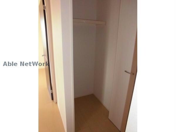 物件内観写真9　(安心の収納量)