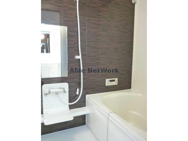 物件内観写真13　(追い焚き機能付き)