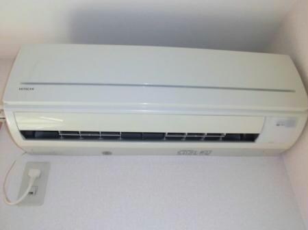 物件内観写真15　(エアコンは必需品)