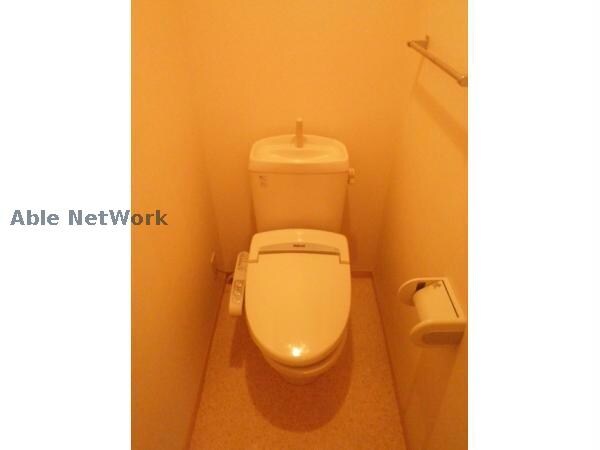 トイレ(温水洗浄便座付きです)