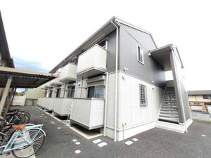 サンボナール下中居外観写真