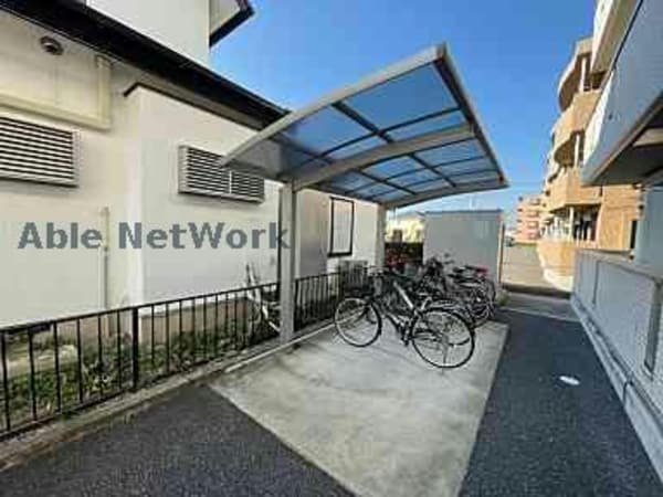 駐輪場