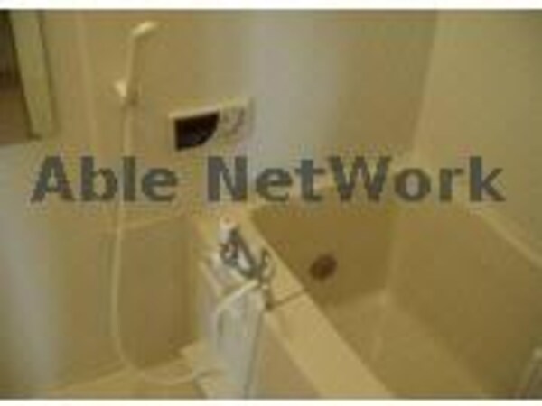 バス／シャワールーム等(追い焚き機能付きです)