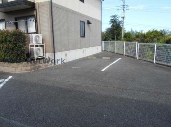 駐車場(敷地内駐車場)