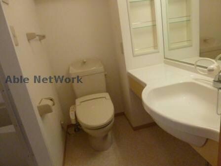 物件内観写真8　(脱衣スペース)