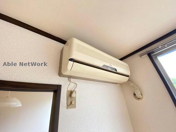 空調設備(エアコンは必需品です)