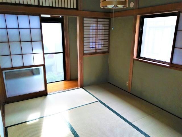 物件内観写真5　(陽当り良好！)