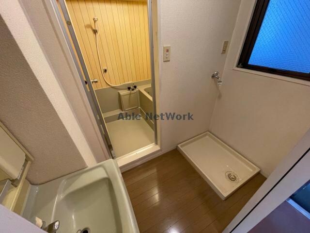 物件内観写真18　(独立洗面台)