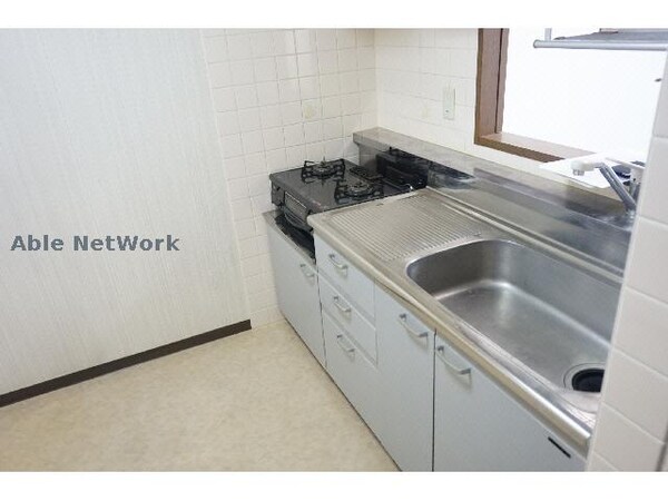 キッチン(広々キッチンです)