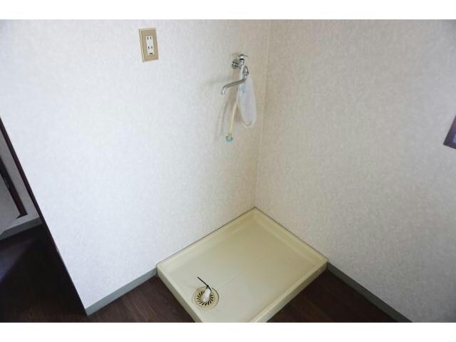 物件内観写真9　(室内洗濯機置き場)