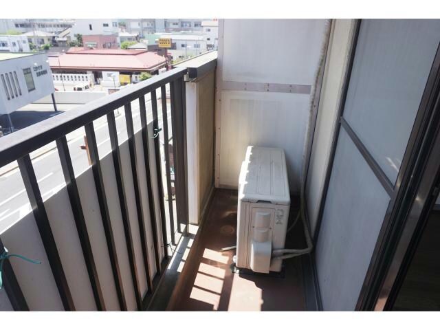 物件内観写真11　(洗濯物も安心です)