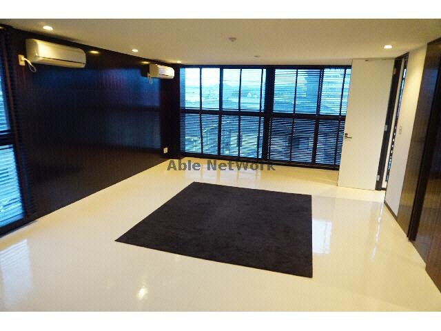 物件内観写真5　(開放感があります)