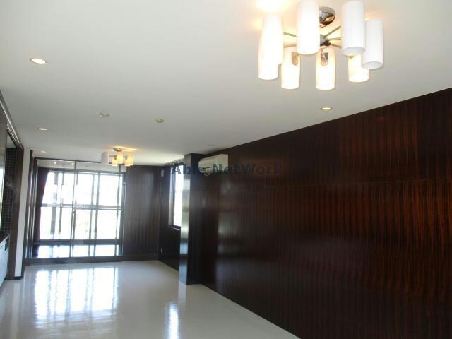 物件内観写真5　(開放感があります)