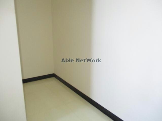 物件内観写真11　(安心の収納量)