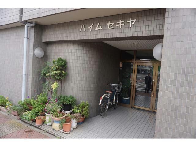 物件外観写真2　(建物エントランス)