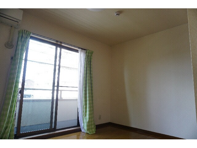 物件内観写真10　(日差しが差し込みます)