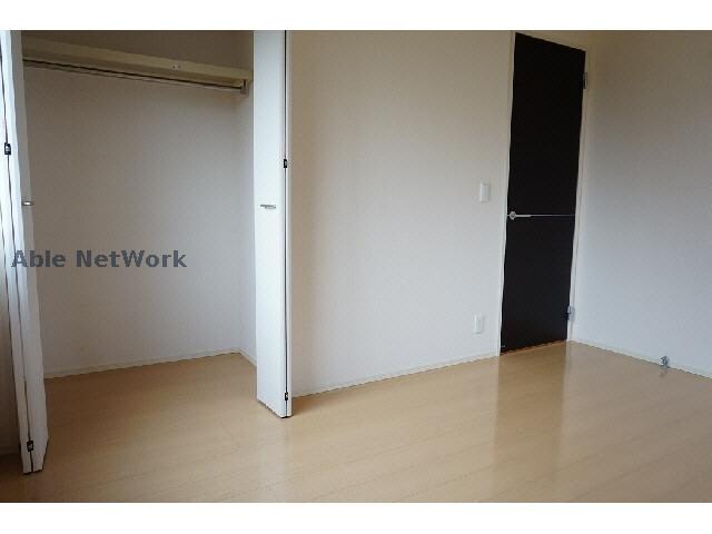 物件内観写真9　(クローゼット)