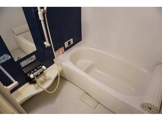 物件内観写真10　(バスルーム)