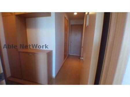 物件内観写真20　(シューズボックス収納豊富)