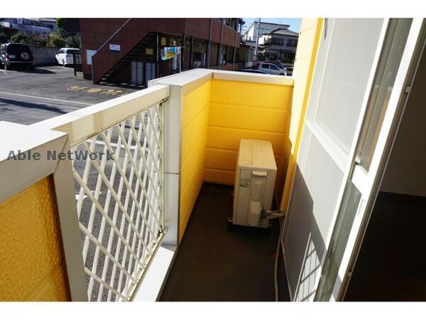 ベランダ・バルコニー(日当たりの良いバルコニー)