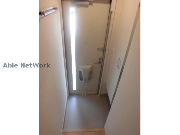 物件内観写真9　(落ち着いた色合いです)