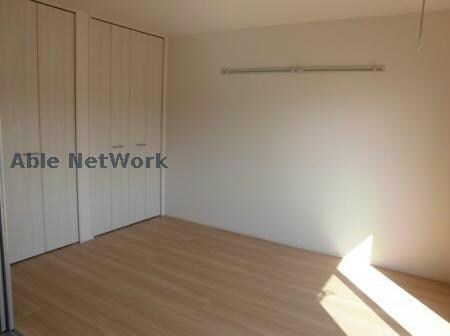 物件内観写真15　(フローリング)