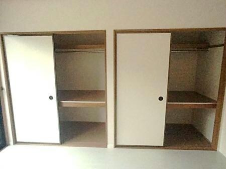 物件内観写真8　(安心の収納量)