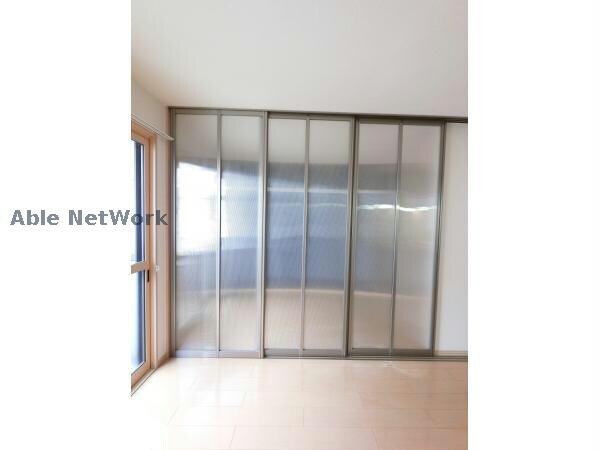 物件内観写真6　(明るい室内です)