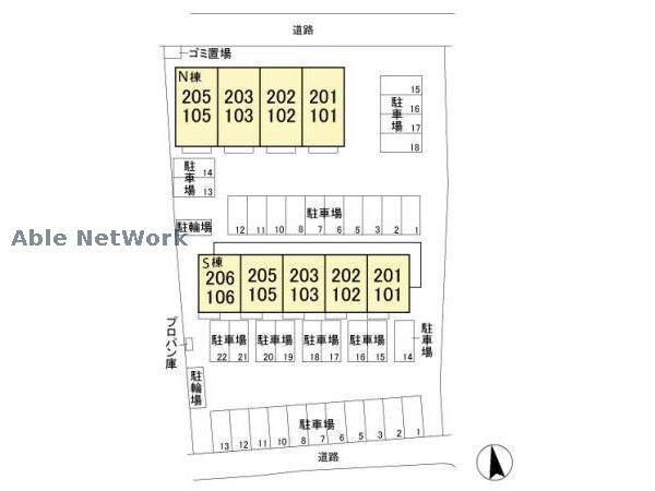 物件外観写真1　(敷地内配置図)