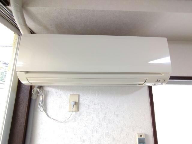 物件内観写真9　(エアコンは必需品です)