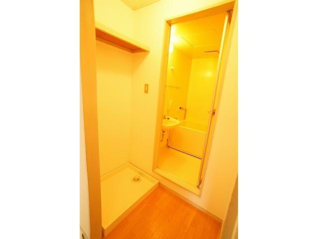 物件内観写真5　(室内洗濯機置き場)