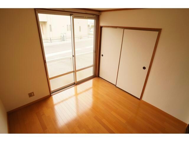 物件内観写真8　(開放感があります)