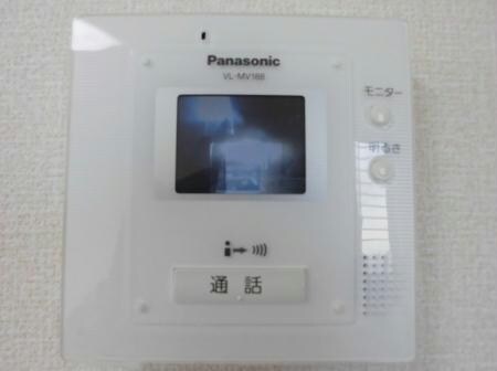 物件内観写真5　(モニター付きインターホン)