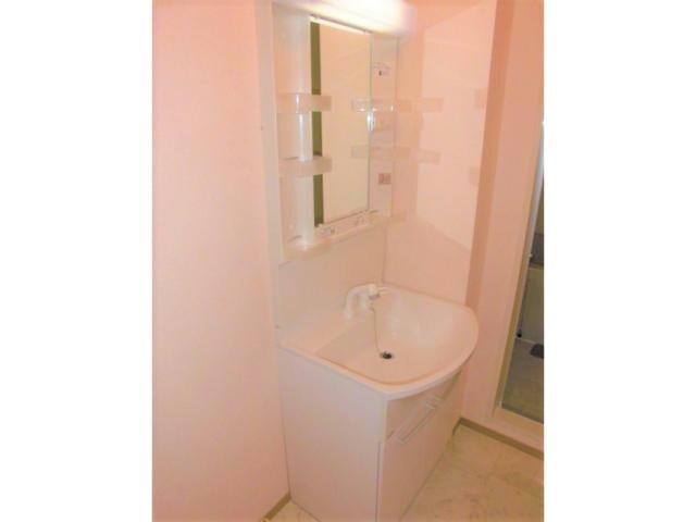 物件内観写真11　(うれしい独立洗面台)